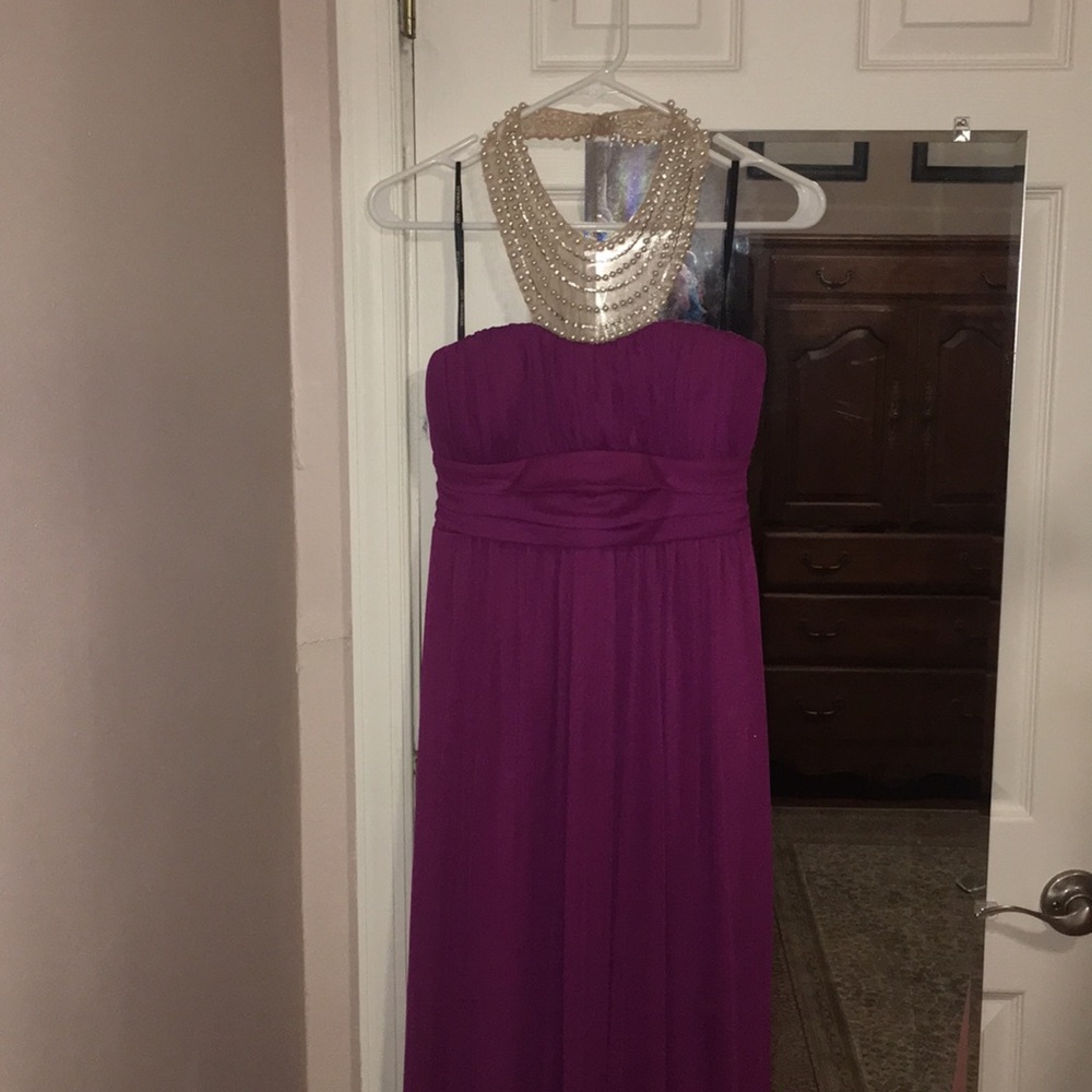 Purple bridesmaid dress with pearl collar